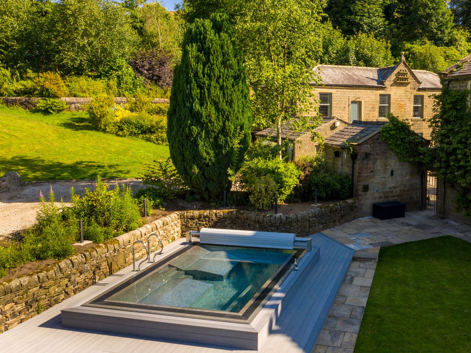 Moorlands, Victorian Country House, Sleeps 27, 10 bedrooms, Bowland Forest, Foulridge, Calne, Vitality Spa, Helicopter pad
